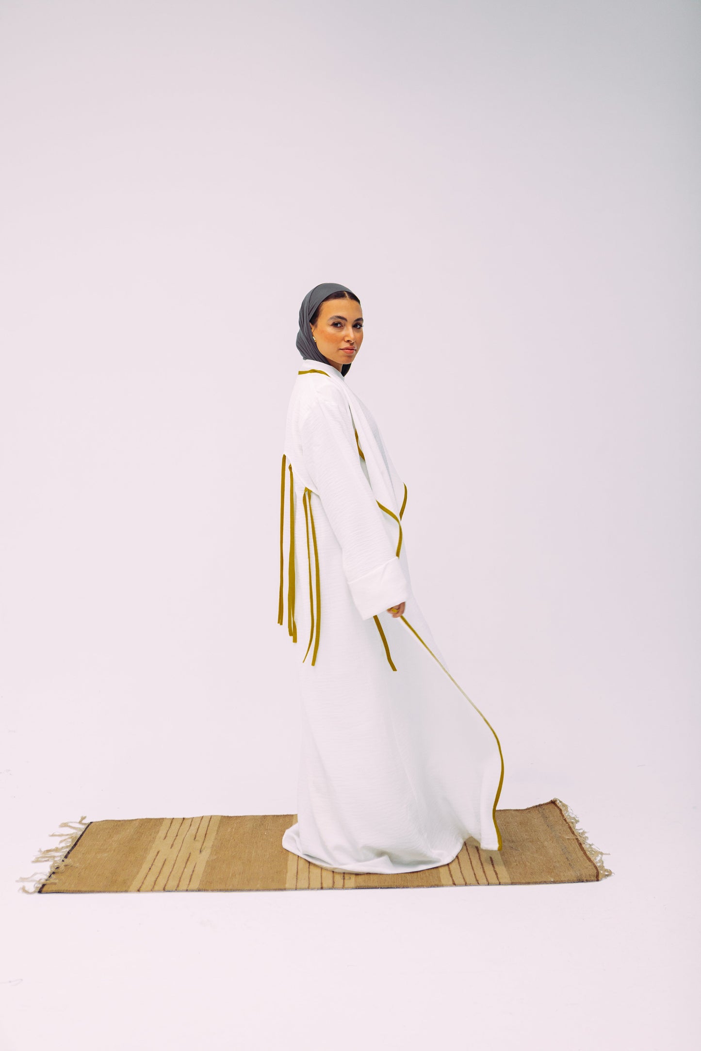 Qamar Kimono (White)