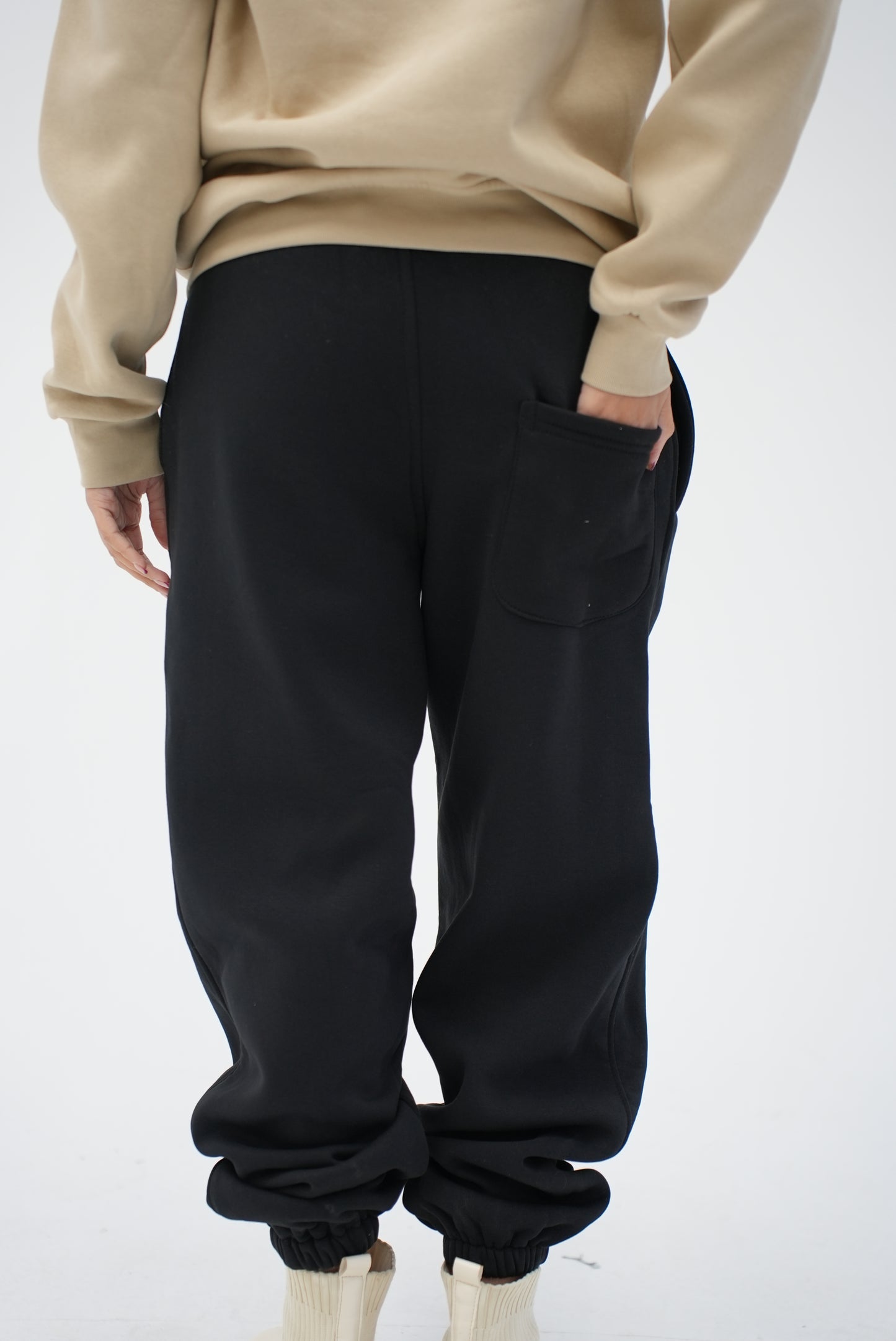 BLACK BRANDA WINTER PANTS