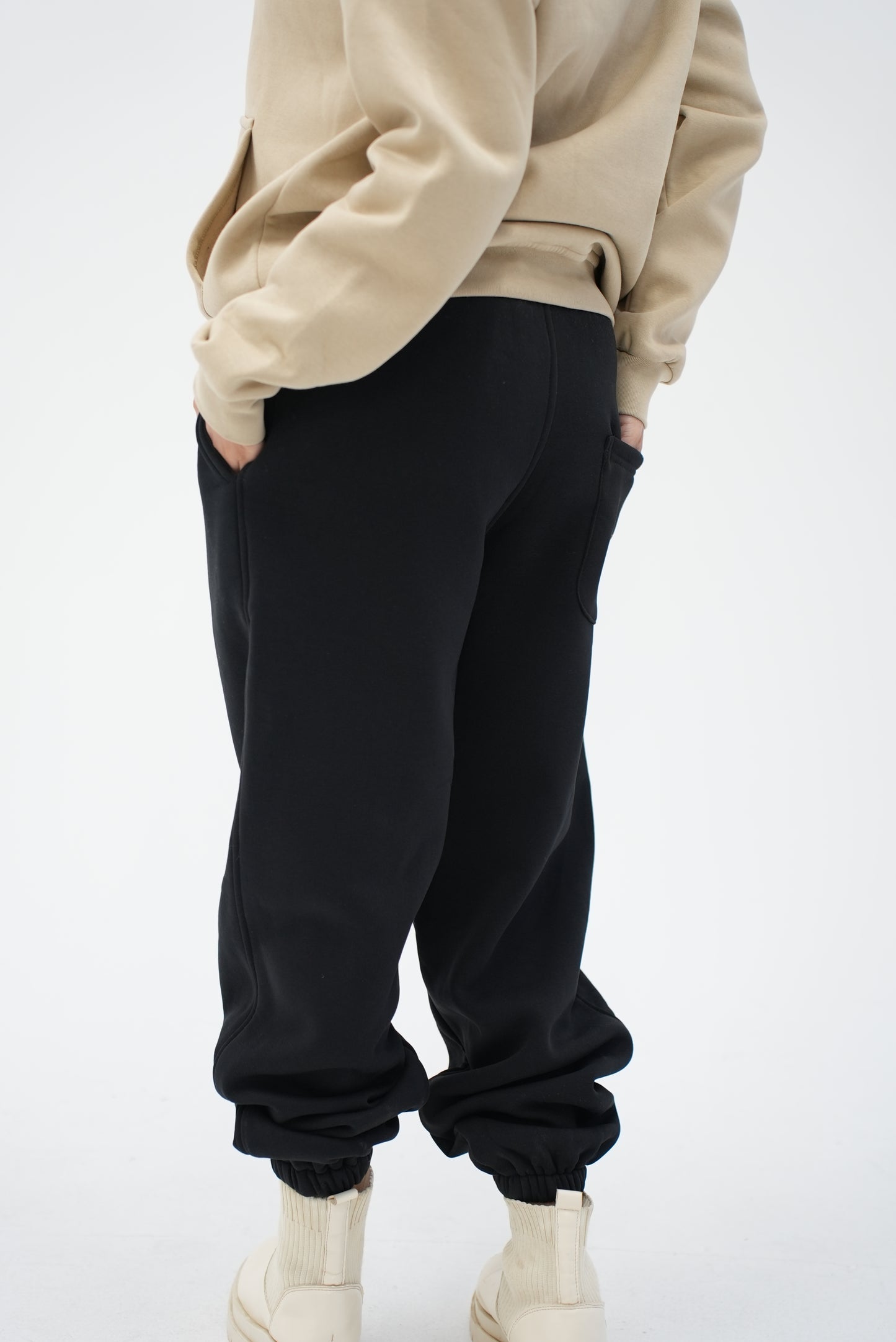BLACK BRANDA WINTER PANTS