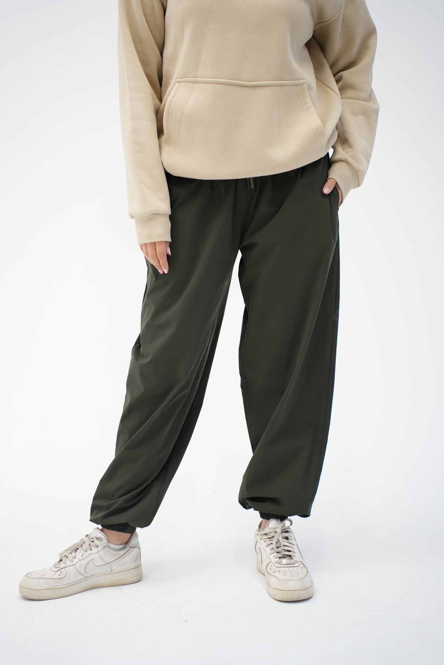 OLIVE GREEN STRAIGHT SUMMER PANTS