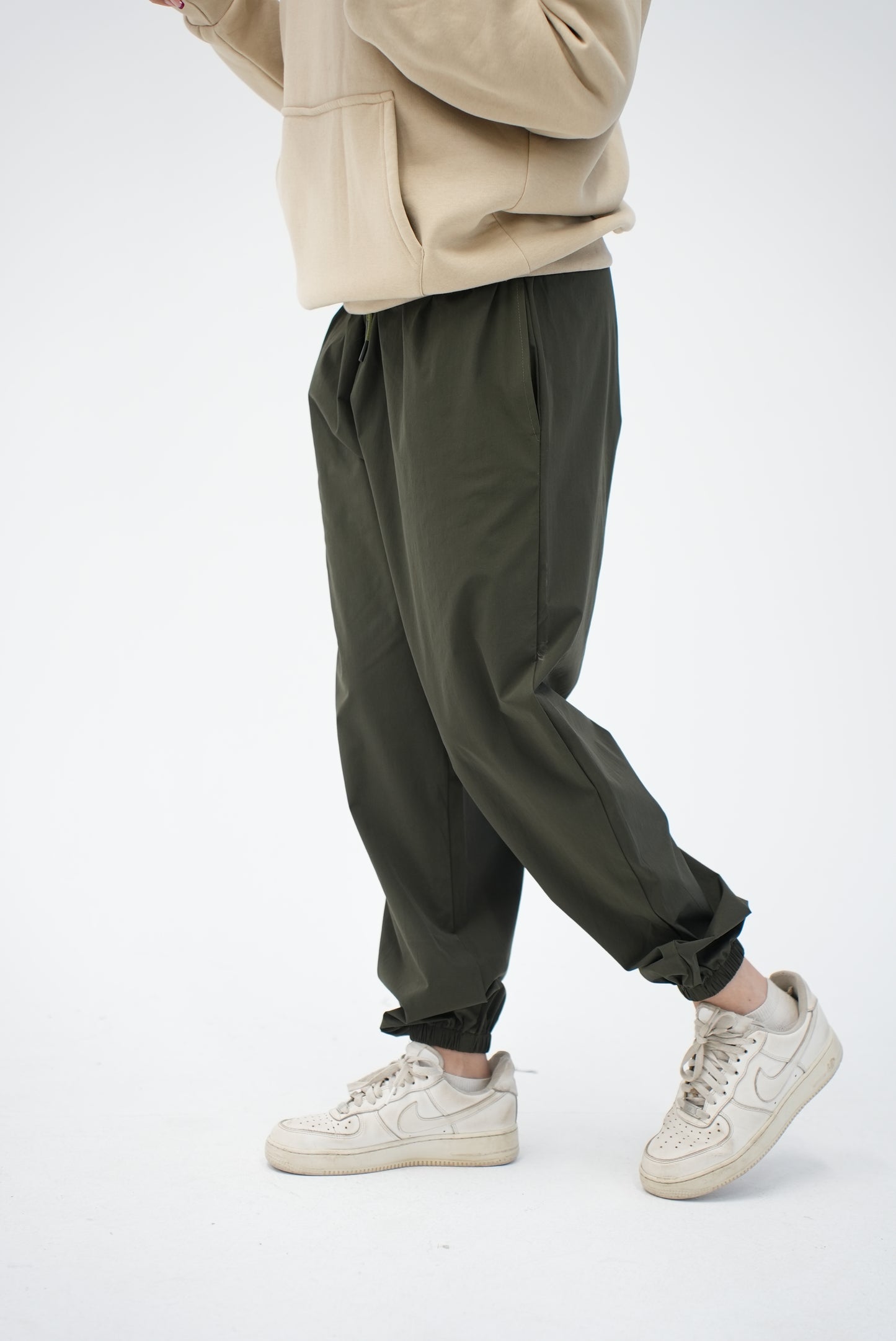 OLIVE GREEN STRAIGHT SUMMER PANTS