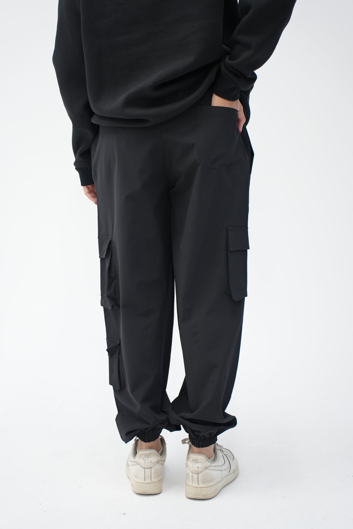 BLACK Cargo DOUBLE POCKET PANTS
