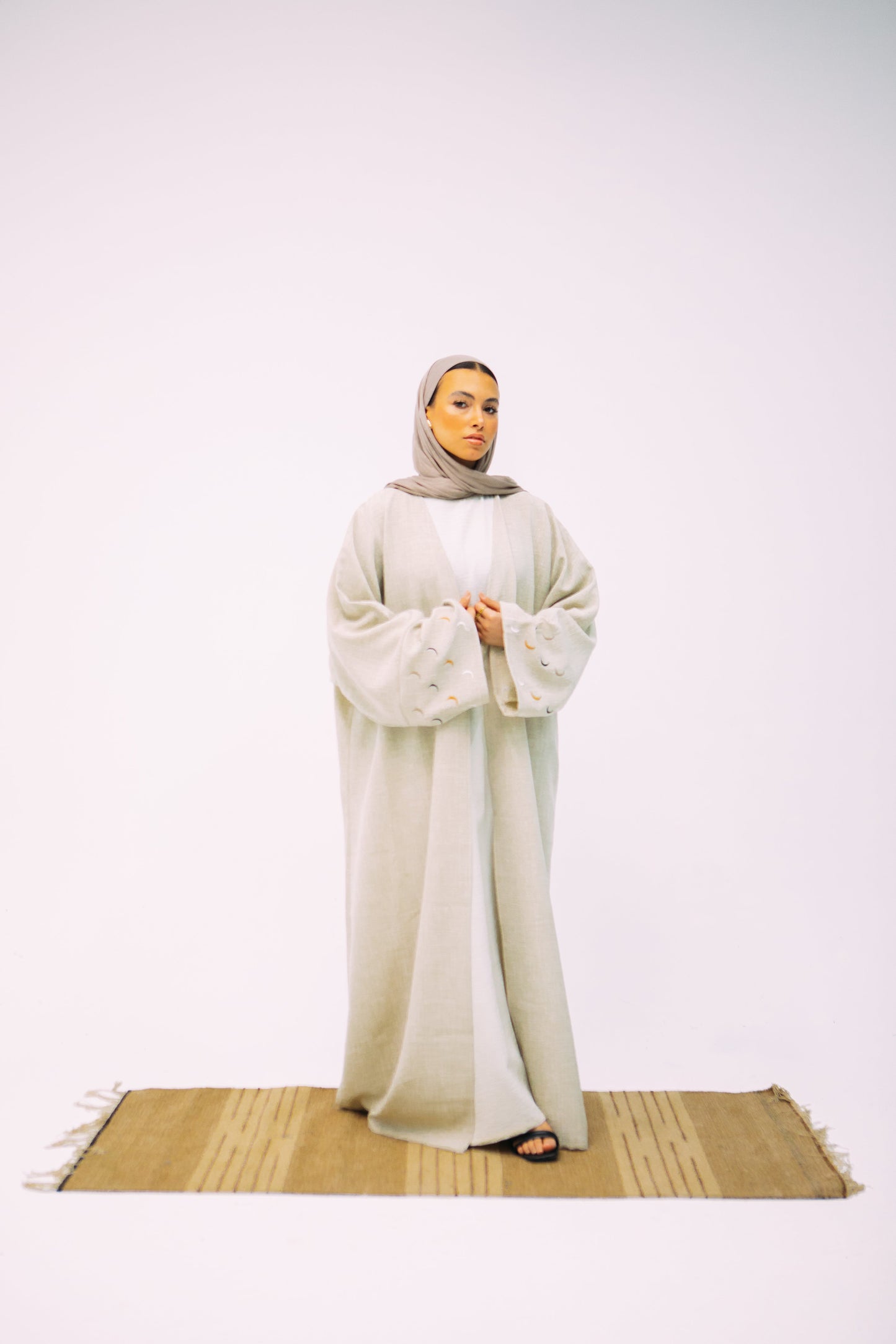 Qamar Kimono (Grey)