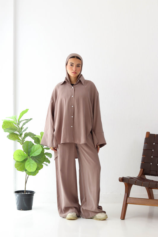 CAFE LAYAL SUIT