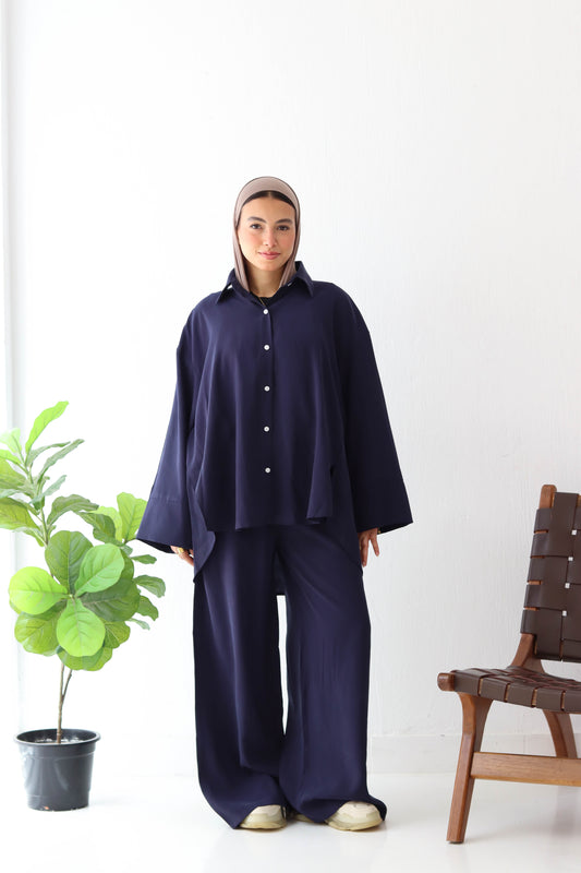 NAVY LAYAL SUIT